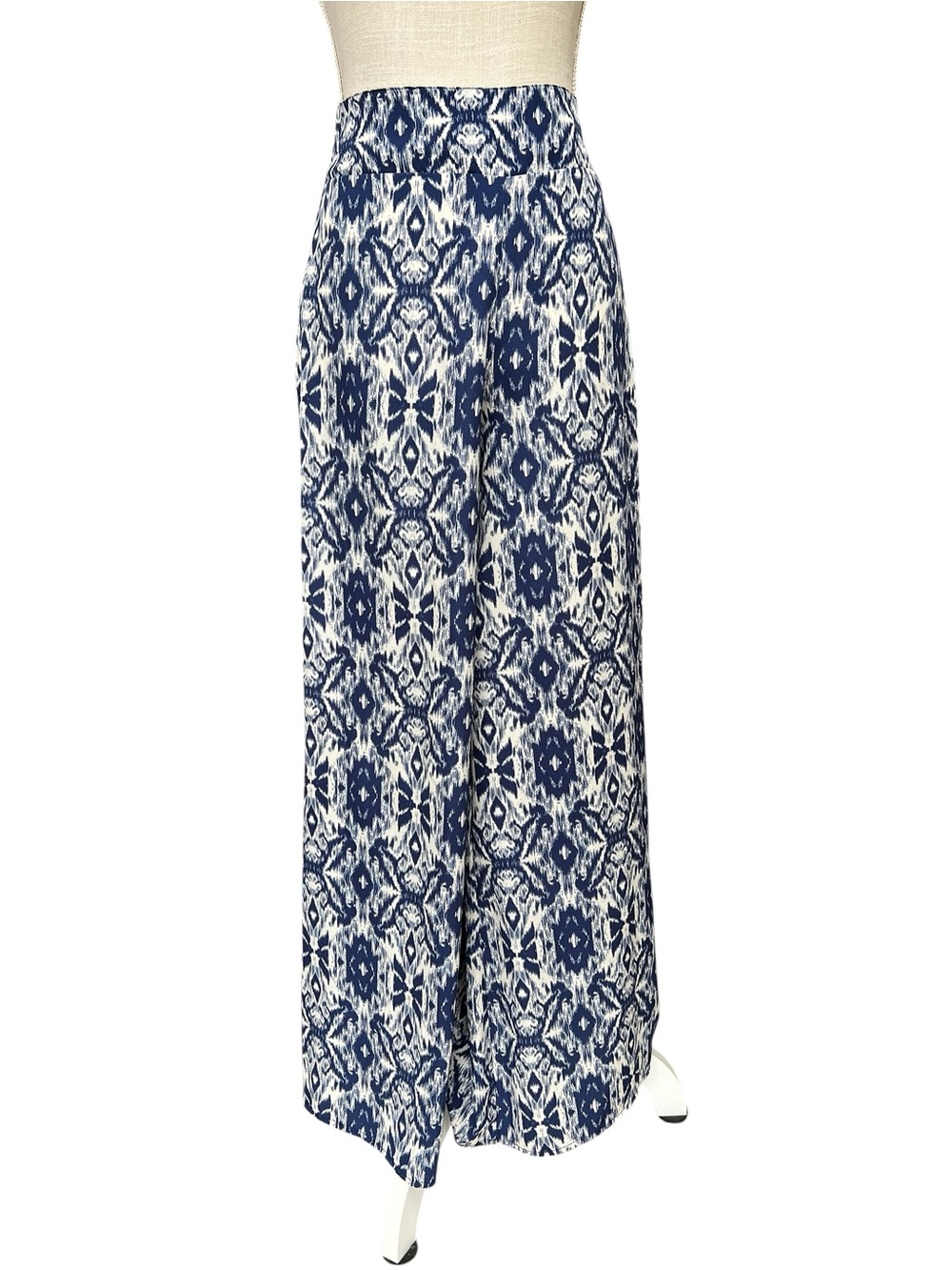 Bar III Navy and White Ikat-Print Wide Leg Pants